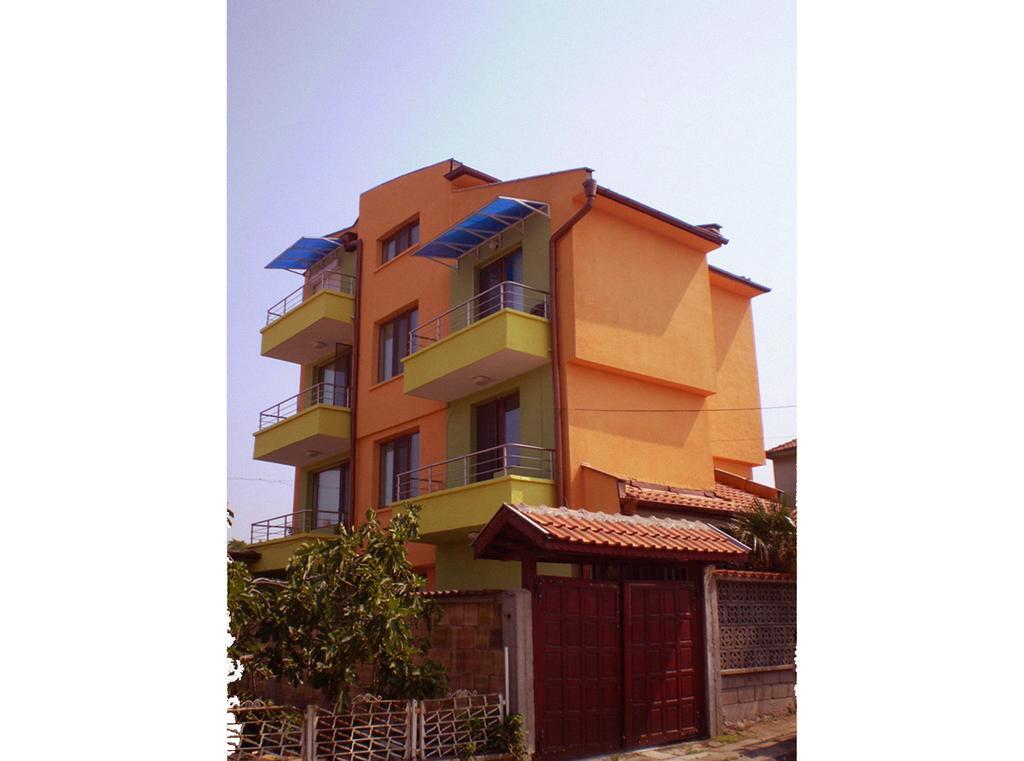 Guest House Yavorov Chernomorets Buitenkant foto
