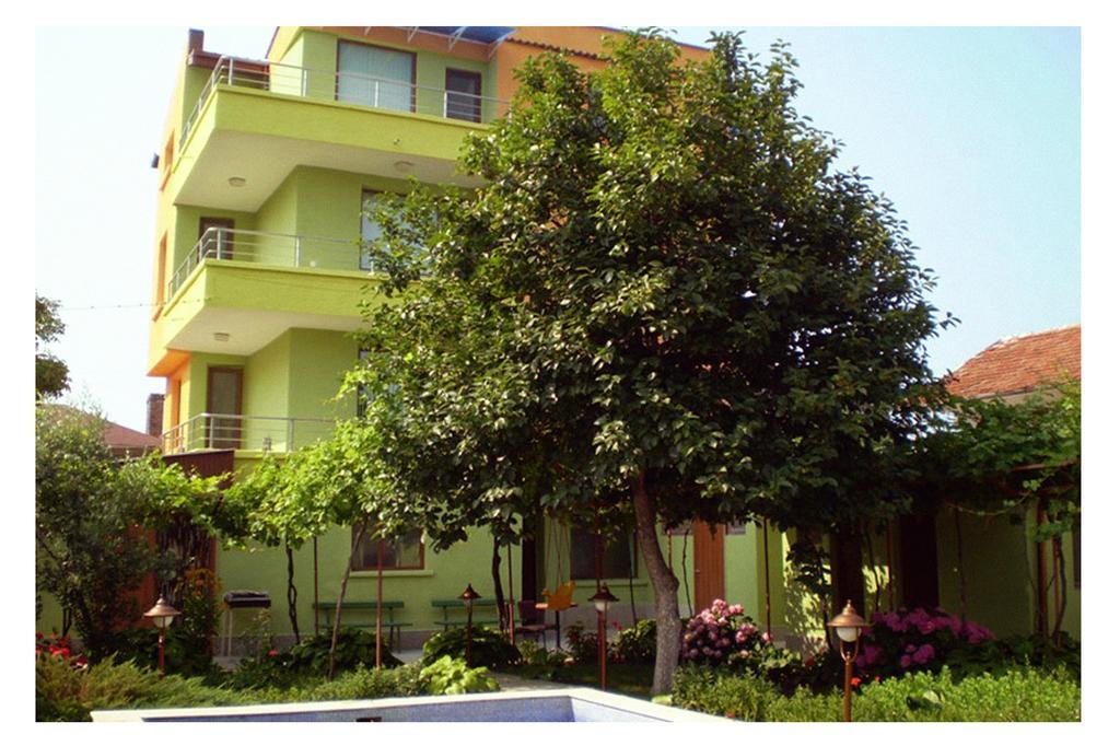 Guest House Yavorov Chernomorets Buitenkant foto