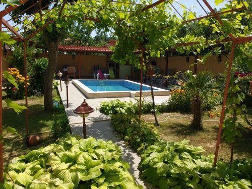Guest House Yavorov Chernomorets Buitenkant foto